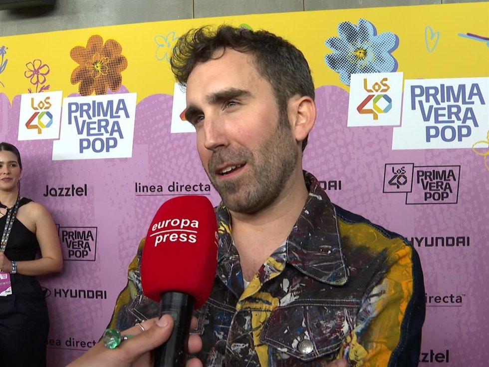 AITOR ALBIZUA