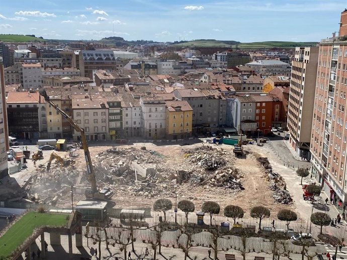 Vista aérea del espacio dónde se levantará el nuevo Mercado Norte tras demoler el viejo edificio.