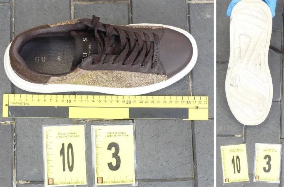 Zapatillas que vestía uno de los detenidos cuyas huellas aparecieron en un vivienda asaltada de Vitoria.