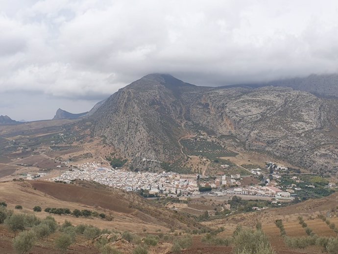 Archivo - Vista de Valle de Abdalajís.