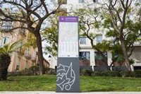 El Ayuntamiento de Málaga renueva los 36 tótems de señalización cofrade