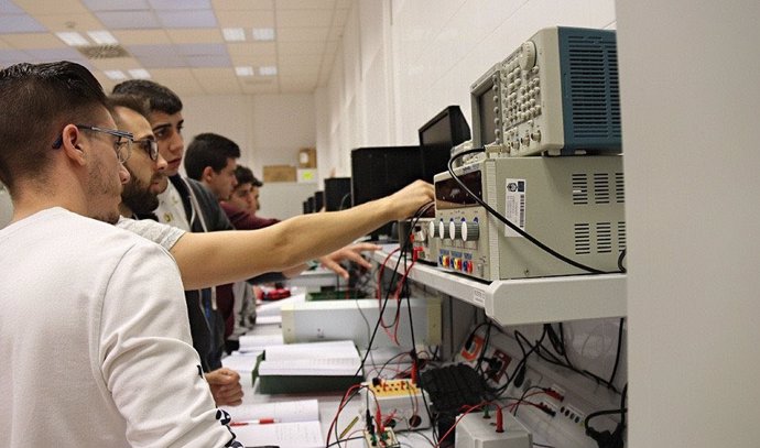 Archivo - Imagen de recurso de alumnos de Secundaria.