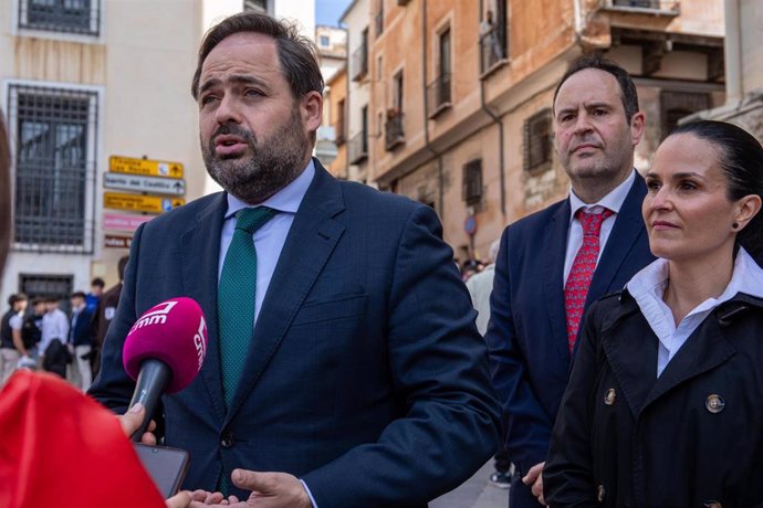 El presidente del PP de C-LM, Paco Núñez, en Cuenca durante la Semana Santa.