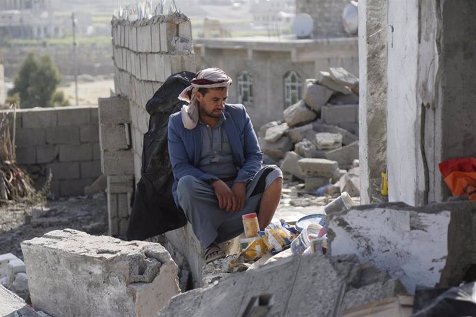 Un ciudadano yemení, después de un bombardeo de EEUU