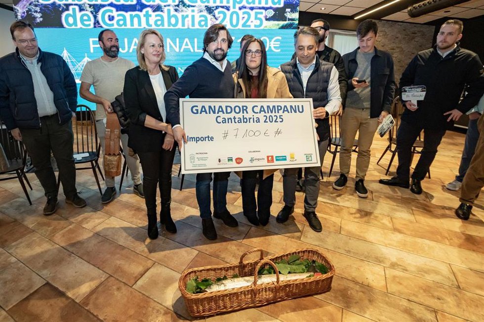 El restaurante El Puerto de Santander paga 7.100 euros por el 'campanu' de Cantabria