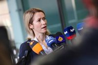 La UE reclama elevar la presión sobre Moscú tras los "crímenes de guerra" rusos en Sumi