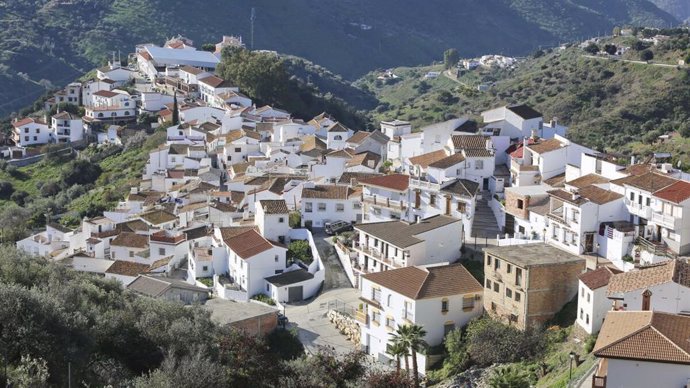Archivo - Vista del municipio malagueño de Totalán.