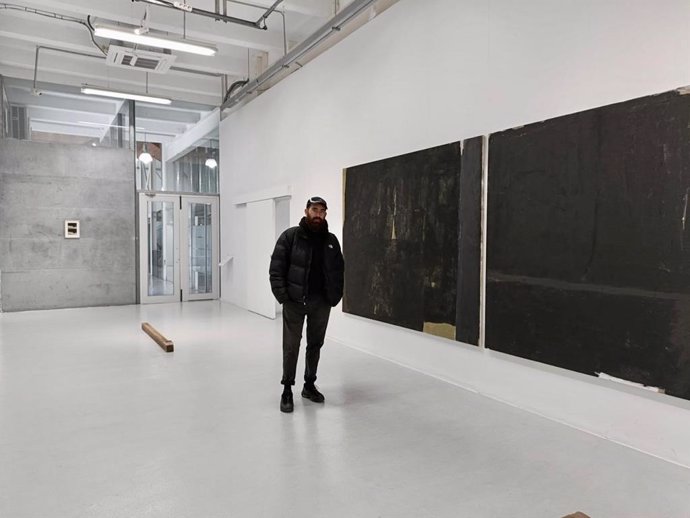 Álvaro Porras Soriano en su exposición ‘Almiar’ en el Centro Párraga