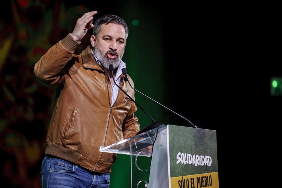 El líder de VOX, Santiago Abascal, interviene durante un acto público conjunto del sindicato Solidaridad y VOX, en el Espacio VI, a 15 de marzo de 2025, en Madrid (España).
