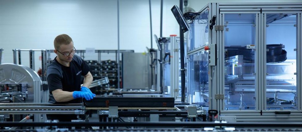 Scania adquiere la división industrial del fabricante de baterías en quiebra Northvolt.