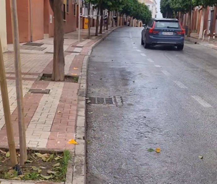 Según Con Málaga, en la madrugada del domingo los vecinos de Cruz Verde y Lagunillas se han encontrado con que en torno a cien vehículos han sido retirados por la grúa municipal con motivo de la Semana Santa.