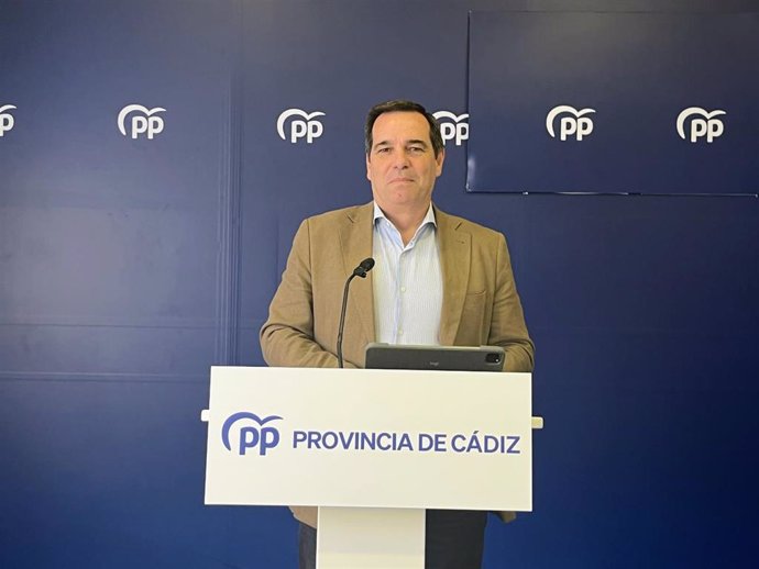 El portavoz de Agricultura del PP en el Congreso y diputado por Cádiz, Pedro Gallardo, en rueda de prensa.
