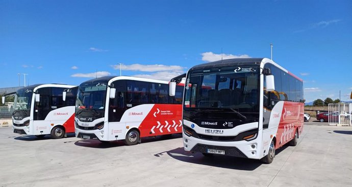 La Generalitat engega el nou servei públic d'autobusos per a connectar municipis dels Serrans, Rincón de Ademuz i Camp de Túria