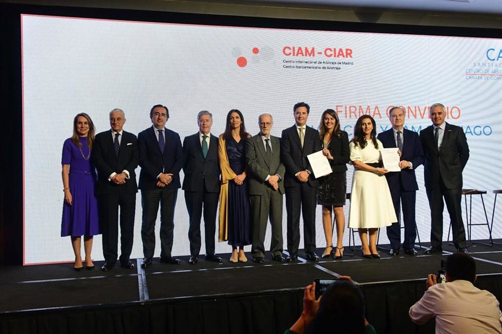 CIAM-CIAR y CAM Santiago firman una alianza para desarrollar de manera conjunta el arbitraje internacional