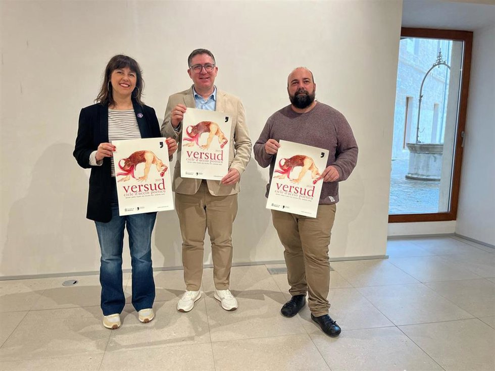 (I-D) Carme Castells De Fundació Mallorca Literria, El Director Insular De Cultura Y Patrimoni, Guillem Ginard Y Pau Vadell