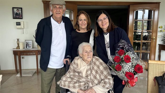 El grupo municipal socialista ha presentado al próximo pleno una moción para solicitar que el Ayuntamiento de Marbella designe un espacio público dedicado a la memoria histórica y que lleve el nombre de Pasionaria León Díaz.