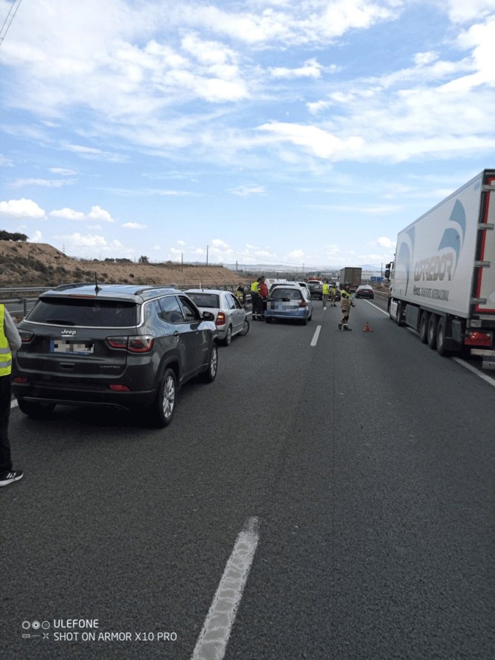 En el accidente se han visto implicados once vehículos