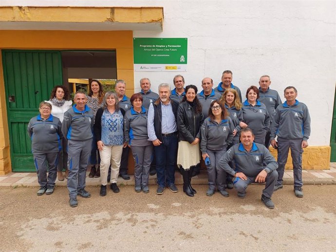 Inauguración del protecto del Ayuntamiento de Arroyo del Ojanco enmarcado en el Programa Empleo y Formación.