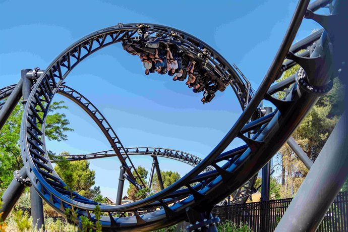 Parque Warner y Parque de Atracciones de Madrid despliegan su oferta de ocio y adrenalina para Semana Santa