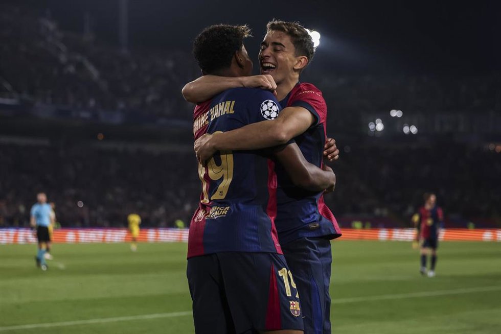 Lamine Yamal of FC Barcelona celebrates a goal with Pablo Martin Gavira Gavi during the UEFA Champions League 2024/25 quarter-final first leg, match between FC Barcelona and Borussia Dortmund