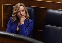 El PSOE pide a Feijóo que "condene sin paliativos" y "con la cabeza alta" las "barbaridades" contra Pilar Alegría