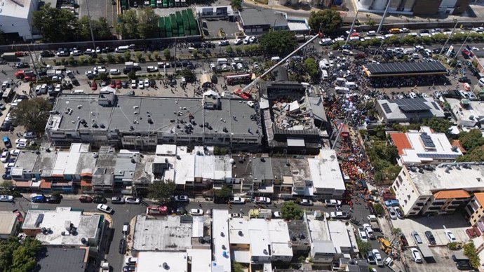 Vista aérea del colapso de la discoteca Jet Set en la capital de República Dominicana, Santo Domingo
