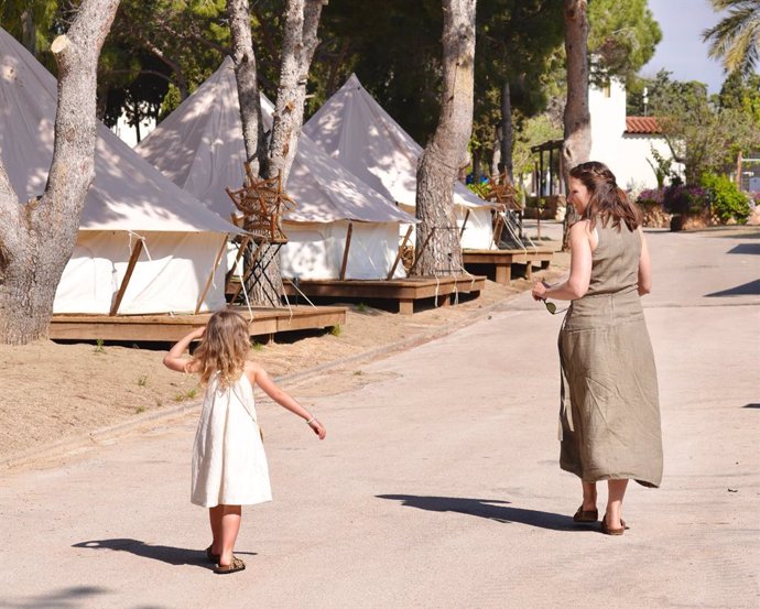 HolaCamp renueva el certificado Biosphere en tres de sus campings.