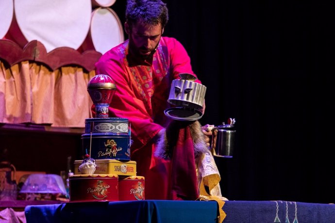 Una actuación de Caricata Teatro en Titirimundi.