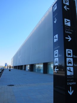 Archivo -  Aeropuerto Internacional de la Región de Murcia