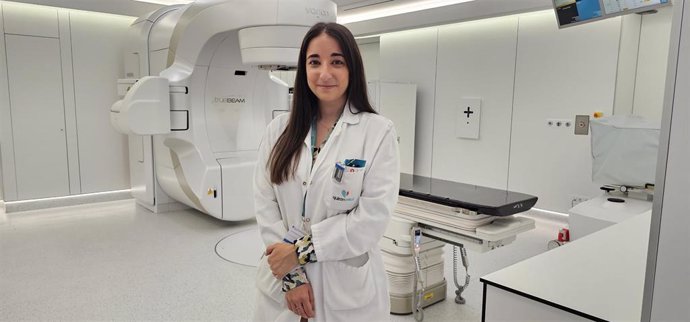 África Fernández, coordinadora de la Unidad de Radioterapia Aplicada a Patologías Benignas del Hospital Quirónsalud Málaga.