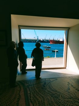 Archivo - Visitantes en el Espacio Portus