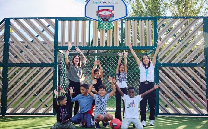 El programa CaixaProinfancia ofrece ocio educativo a 750 niños en España durante las vacaciones escolares de Semana Santa
