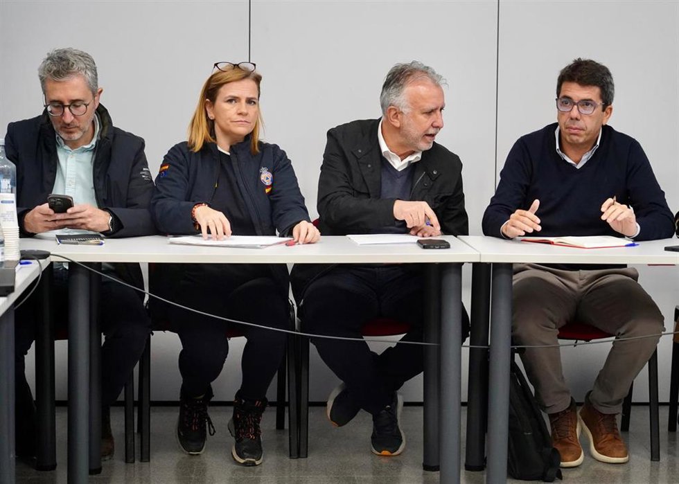 Archivo - Asistentes a uno de los Cecopi