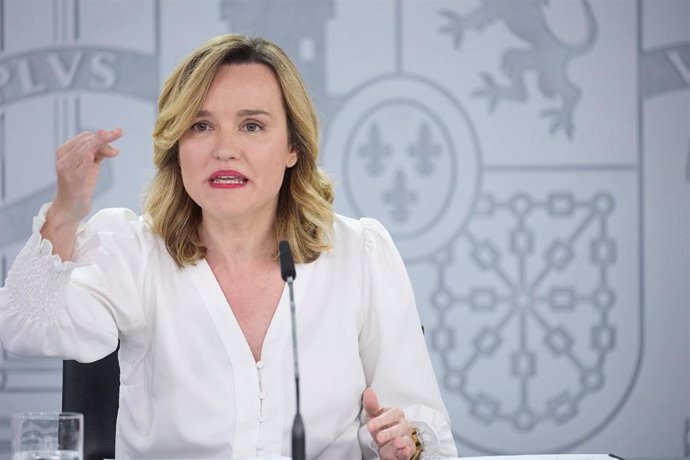 La ministra de Educación, Formación Profesional y Deportes y Portavoz del Gobierno, Pilar Alegría, durante una rueda de prensa posterior a la reunión del Consejo de Ministros.