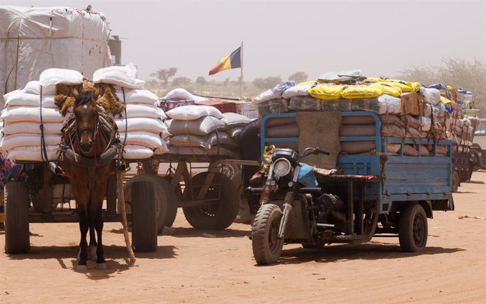 Reparto de ayuda en Chad a refugiados procedentes de Sudán