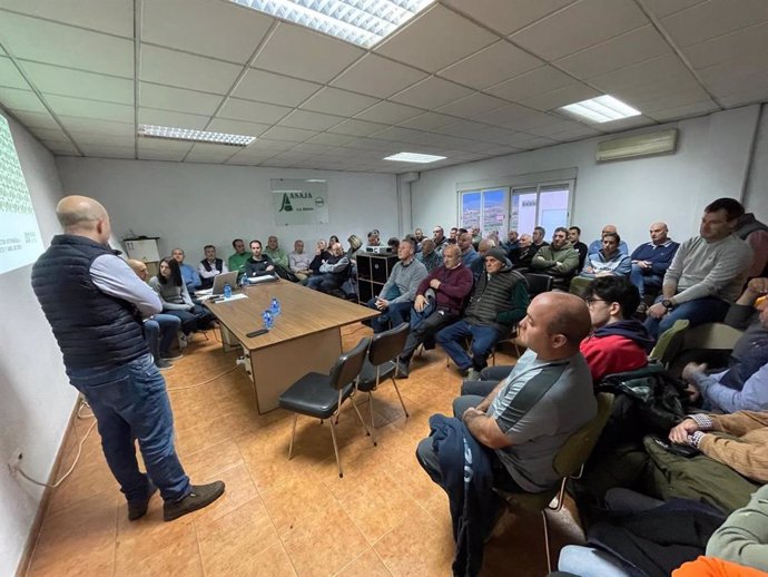 ARAG-ASAJA finalizó ayer el ciclo de reuniones informativas para viticultores