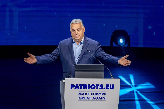 Archivo - El primer ministro de Hungría, Viktor Orban, interviene durante la cumbre ‘Patriots’, en Hotel Marriott Auditorium, a 8 de febrero de 2025, en Madrid (España). Vox ha organizado en Madrid una cumbre de ‘Patriots’, formación que integra a los par