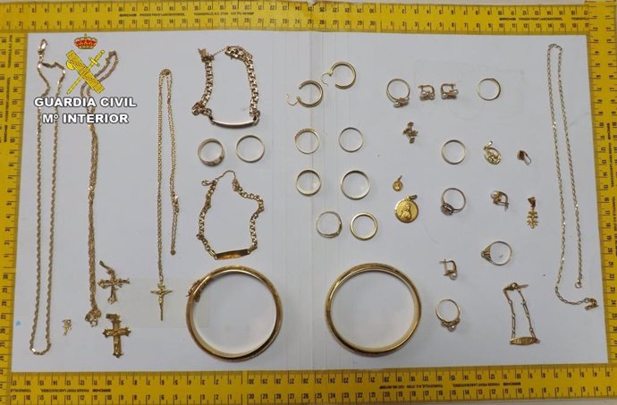 Imagen de las joyas recuperadas