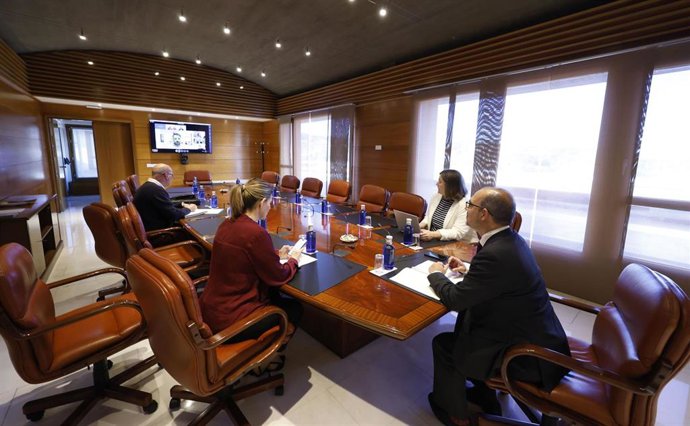 Reunión de la Mesa de las Cortes.