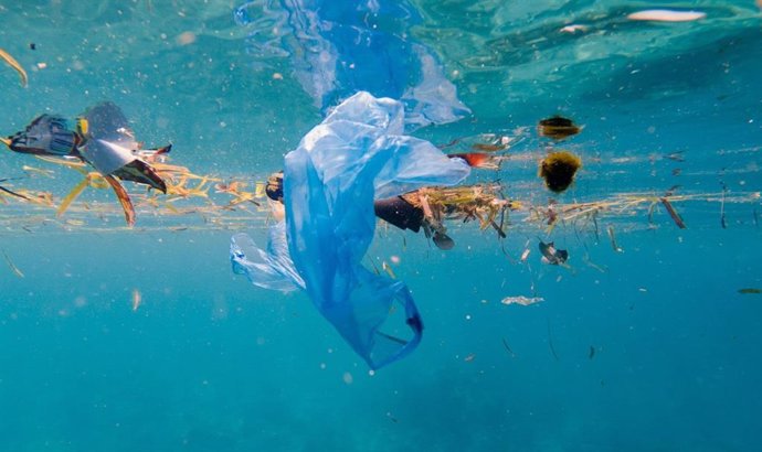 Basura en el mar
