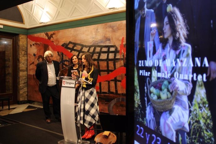 Presentación del nuevo disco de Pilar Almalé, 'Zumo de manzana',