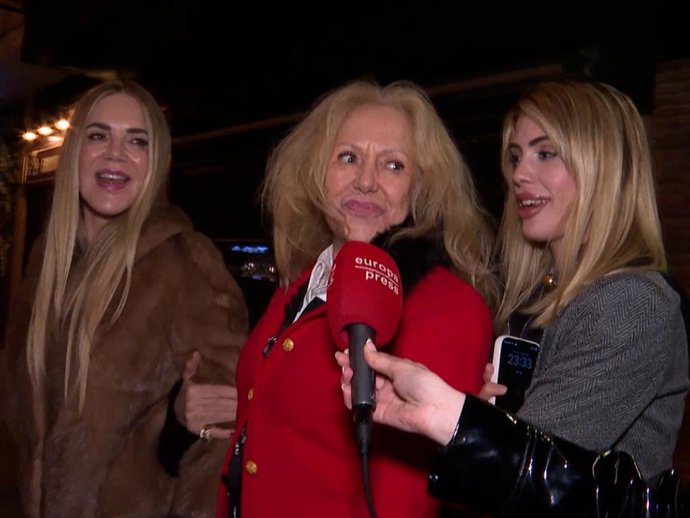 Ingrid Asensio, su madre Chantal Mosbah y su hija Ingrid en el cumpleaños de la joven