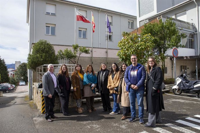 La consejera de Inclusión Social, Juventud, Familias e Igualdad, Begoña Gómez del Río, presenta el nuevo programa de atención a menores y jóvenes que presentan conductas desadaptativas y/o de riesgo y a sus familiares