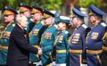 La UE recuerda a Eslovaquia que la posición común desde 2022 es no acudir al desfile del 9 de mayo en Rusia