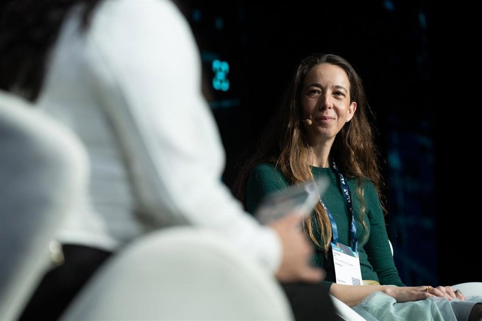 Archivo - La CEO y Co-Founder de Holaluz, Carlota Pi, durante la sesión del MWC 'Decoding International Scalability: How to fail better and be successful to make scaleups grow globally', en la Fira de Barcelona Escenario Banco Sabadell, a 5 de marzo de