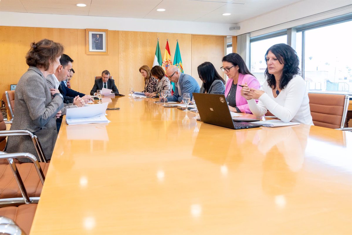Diputación de Sevilla gestiona 1,4 millones dentro del Plan Corresponsables en cuidados profesionales para las familias