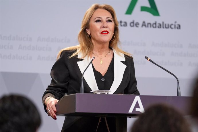 La consejera de Economía y portavoz del Gobierno andaluz, Carolina España, este miércoles en la rueda de prensa posterior al Consejo de Gobierno.