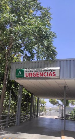 Archivo - Acceso a Urgencias del Hospital Neurotraumatológico.
