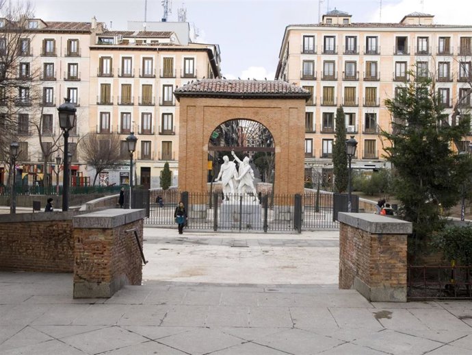 El jurado del concurso para remodelar la plaza del Dos de Mayo revisa su fallo y declara desierta la primera propuesta
