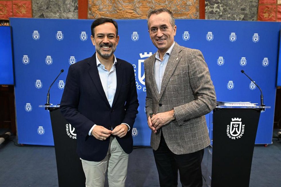 El vicepresidente del Cabildo de Tenerife, Lope Afonso, y el vicepresidente segundo, José Miguel Ruano